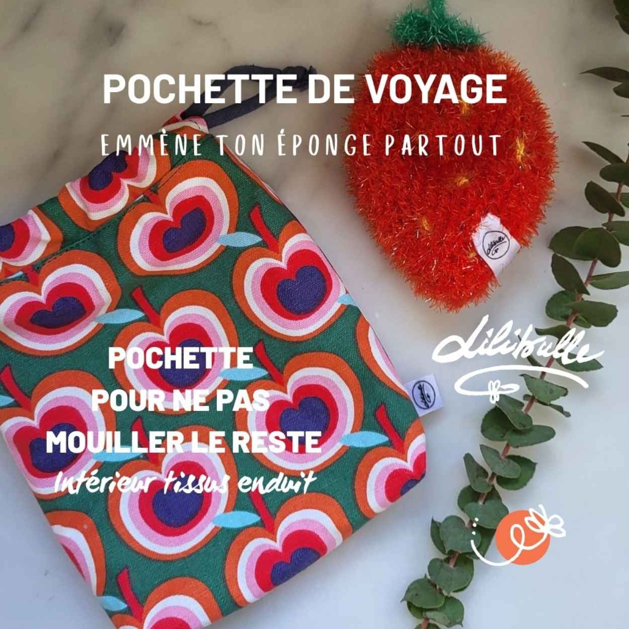 La pochette imperméable pommes